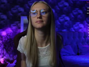 girl
        angeellina cam image #658500