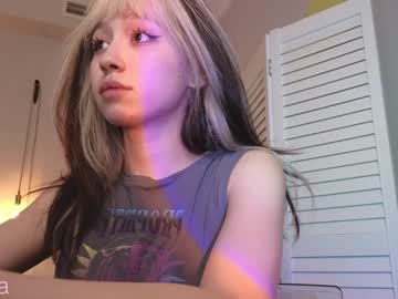 girl
        y_u_m_i_k_a cam image #1417169