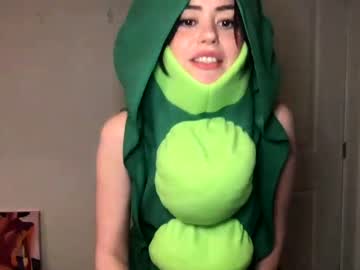 girl
        littlesugarpea cam image #1125882