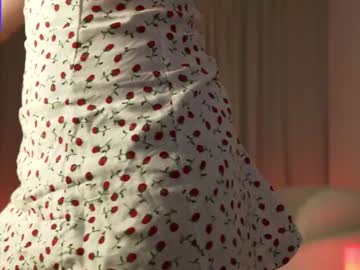 girl
        anniehillofficial_ cam image #4450051
