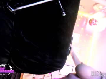 couple
        milf_lacey cam image #599766