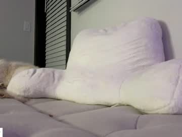 girl
        _natycutei19 cam image #2212137