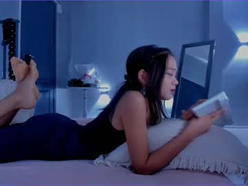 girl
        juliabeng1 cam image #2165479