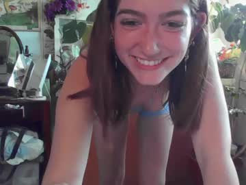 girl
        tatumwest cam image #6863291