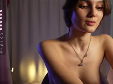 girl
        aurora_the_ballerina cam image #4246185