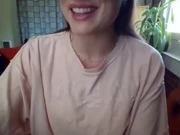 girl
        cukqueen436282 cam image #4530171