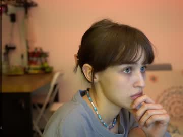 girl
        diruriru cam image #3975109