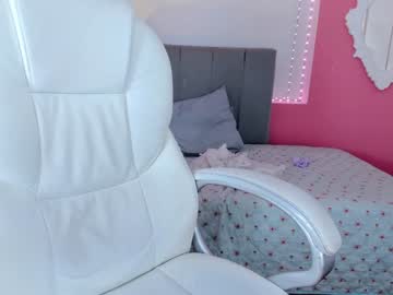 girl
        nancydiamonds cam image #2546115