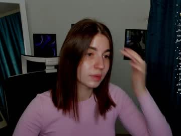 girl
        stacy_cy cam image #5356549