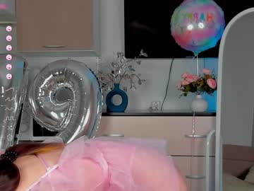 girl
        mariemelons cam image #3293613