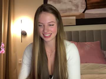 girl
        kiramystery cam image #4742556