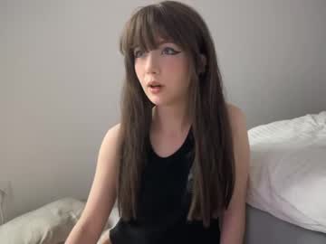 girl
        dreamywings cam image #4522615