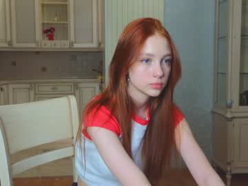 girl
        shirleywhitney cam image #3344936