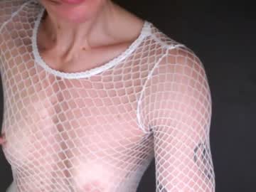 girl
        dorothy_meyer cam image #4209931