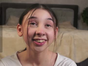girl
        zarascarlett cam image #5668034