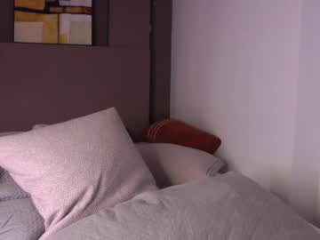 girl
        latinella cam image #5269873