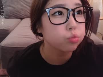 girl
        kimi_kay cam image #3484364