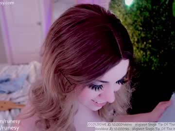 girl
        runesy cam image #4179584