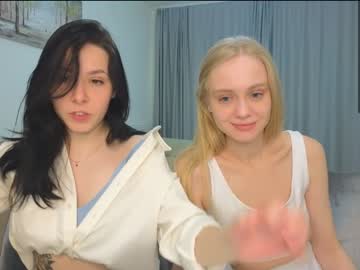 girl
        kiraknowles_ cam image #1075482