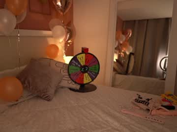 girl
        winona__ cam image #3885599