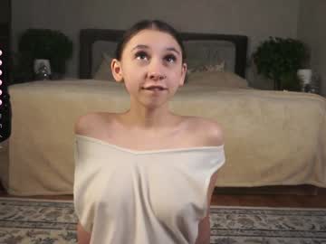 girl
        zarascarlett cam image #5790394