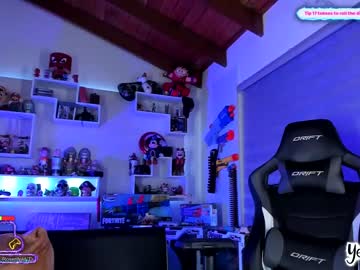 girl
        yesikasaenz cam image #1566139