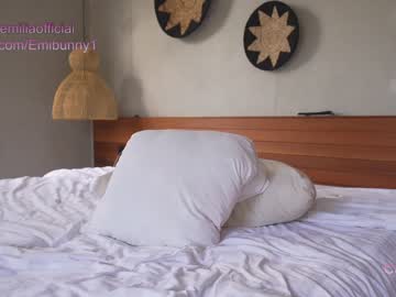 girl
        emilia98xxx cam image #1465758