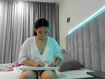girl
        limiya_s cam image #1829139