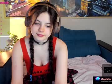 girl
        nessa_more cam image #542492