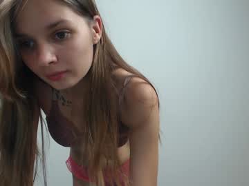 girl
        vivien_slender cam image #4448134