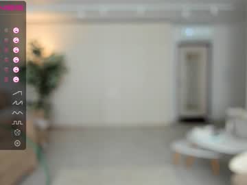 girl
        oki_dokie cam image #1847919