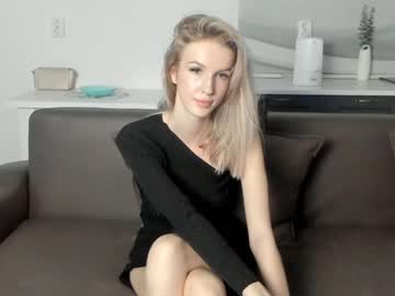 girl
        marieblackwell cam image #1640866