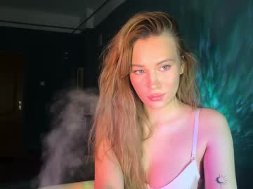 girl
        relax_girll cam image #6325002