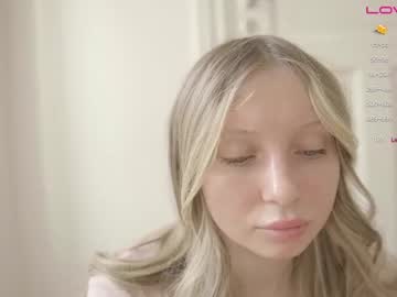 girl
        pureangeldolores cam image #3255299