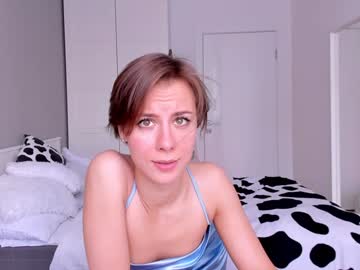 girl
        elannand cam image #4497849