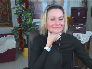 girl
        lilithlevite cam image #3216479