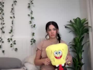 girl
        gia_is_horny cam image #4000721