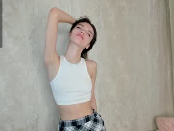 girl
        cutie_ghostie cam image #3543675