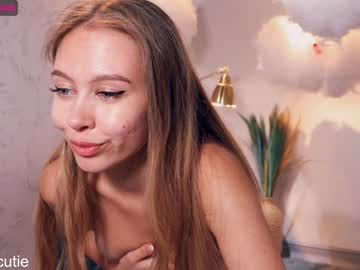 girl
        aleksa_cutie cam image #937502