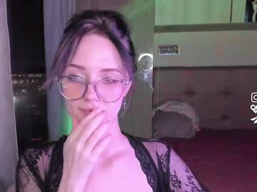 girl
        elizabethbritanny cam image #6291567