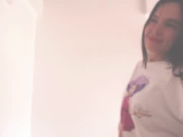 girl
        kendalltyler cam image #2415975
