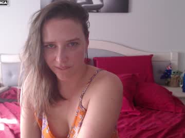 girl
        bluexstacey cam image #5499574