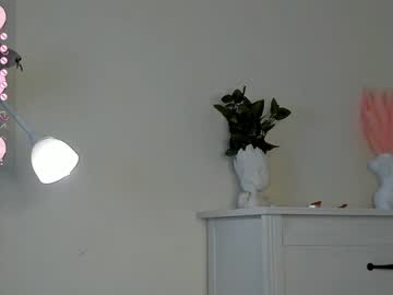 girl
        molly__meow cam image #3717531