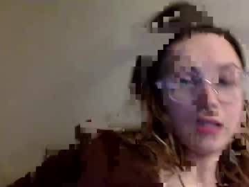 girl
        bakedmommy cam image #3017560