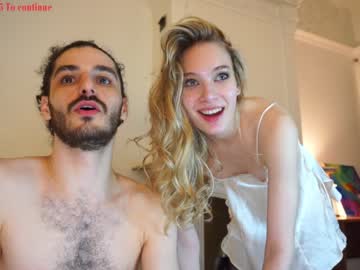 couple
        peachcreamcouple cam image #1427478