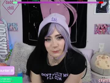 girl
        crimsonkitten cam image #5862350