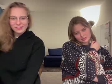 girl
        lillybambus cam image #2998889