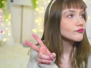 girl
        my_parisss cam image #3996125