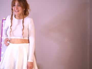 girl
        oliviavilolobos cam image #4381690