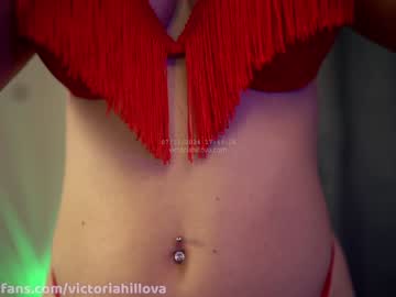 girl
        victoriahillova cam image #5423311